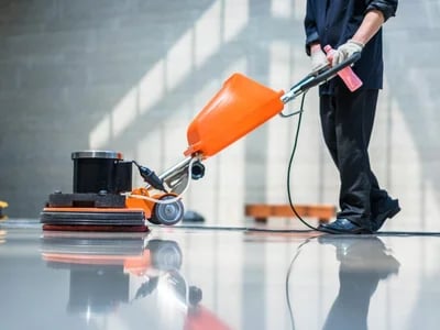 Baustelle Reinigung mit professioneller Koordination